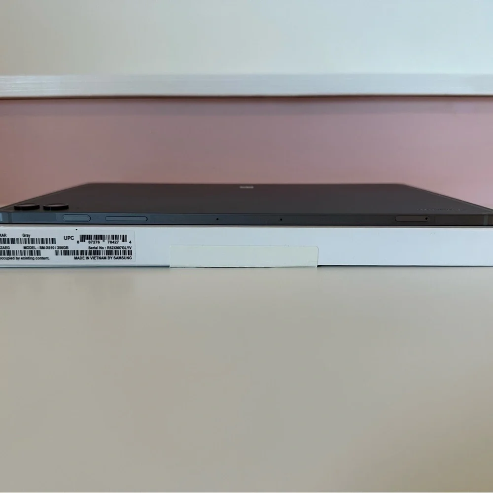 Samsung Galaxy Tab S9 FE+ 12.4” Tablet - Gray
